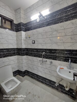 Bathroom in 1 BHK Builder Floor at Mansa Ram Park – for Rent