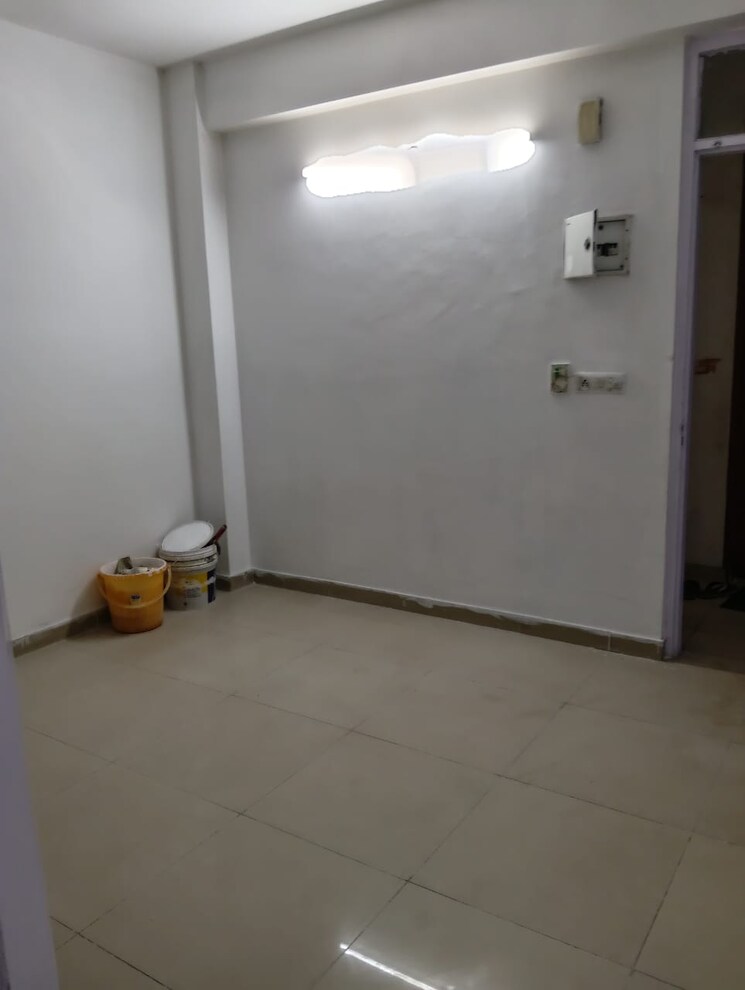 Room, avl-36-gurgaon 1 Bedroom 580 Sq.Ft. Apartment In Sector 36 Gurgaon 8935223