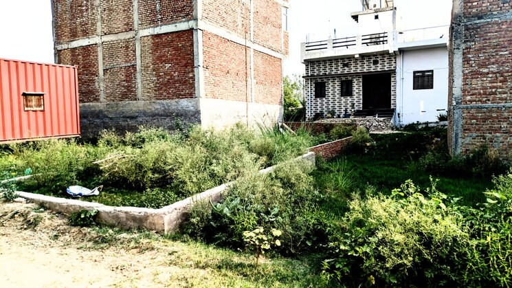 Garden, sector 142  120 Sq.Yd. Plot In Sector 142 Noida 8935216