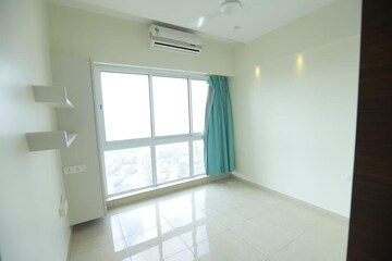 Room in 2 BHK Apartment at L&T Crescent Bay T2, Parel – for Rent