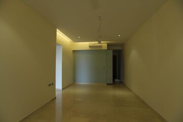Room in 2 BHK Apartment at L&T Crescent Bay T2, Parel – for Rent