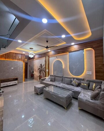 Living Room in 3 BHK Builder Floor at Sector 35 – for Sale