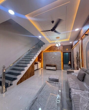 Master Bedroom in 3 BHK Builder Floor at Sector 35 – for Sale