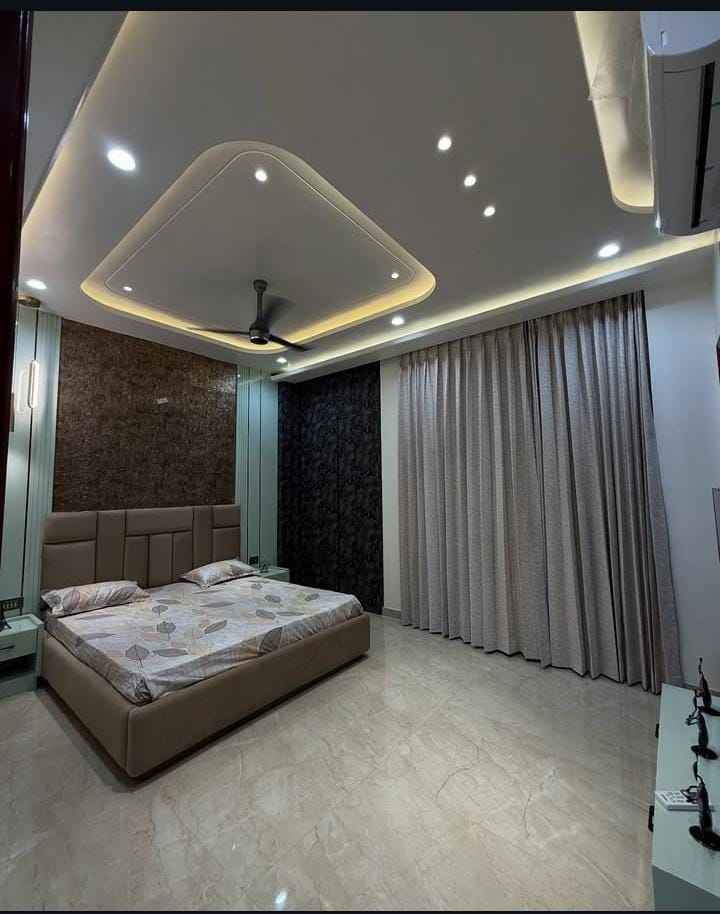 3 BHK + Pooja Room,Servant Room,Extra Room Builder Floor For Sale in Building Floor 