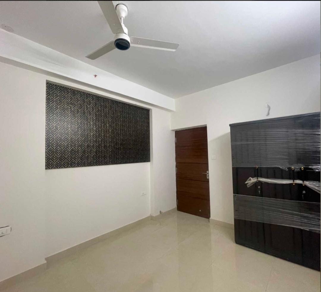 2 BHK + Pooja Room Apartment For Sale in Giridhari Executive Park Phase II