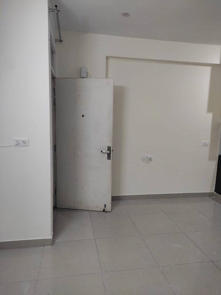 Room, avl-36-gurgaon 2 Bedroom 1100 Sq.Ft. Apartment In Sector 36 Gurgaon 8935275