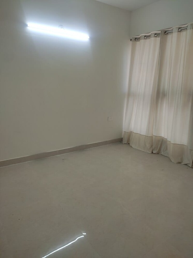 Room, avl-36-gurgaon 2 Bedroom 1100 Sq.Ft. Apartment In Sector 36 Gurgaon 8935275