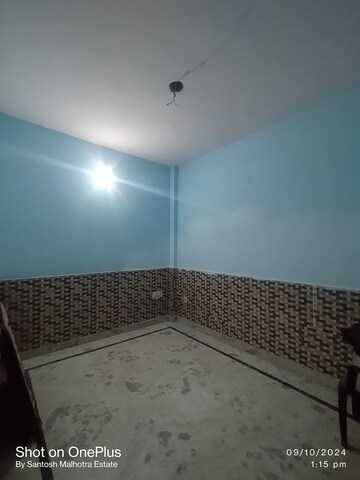 1 RK Builder Floor For Rent in Dwarka Mor