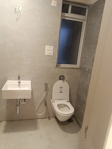 Bathroom in  Pg at Malad West – for Rent