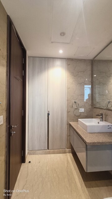 Bathroom in 3 BHK Apartment at Ambience Tiverton, Sector 50 – for Rent