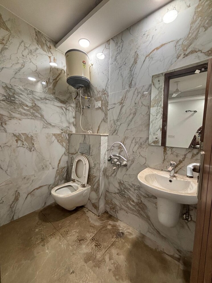 Master Bedroom, freedom fighters enclave 2 Bedroom 900 Sq.Ft. Builder Floor In Freedom Fighters Enclave Delhi 8935323