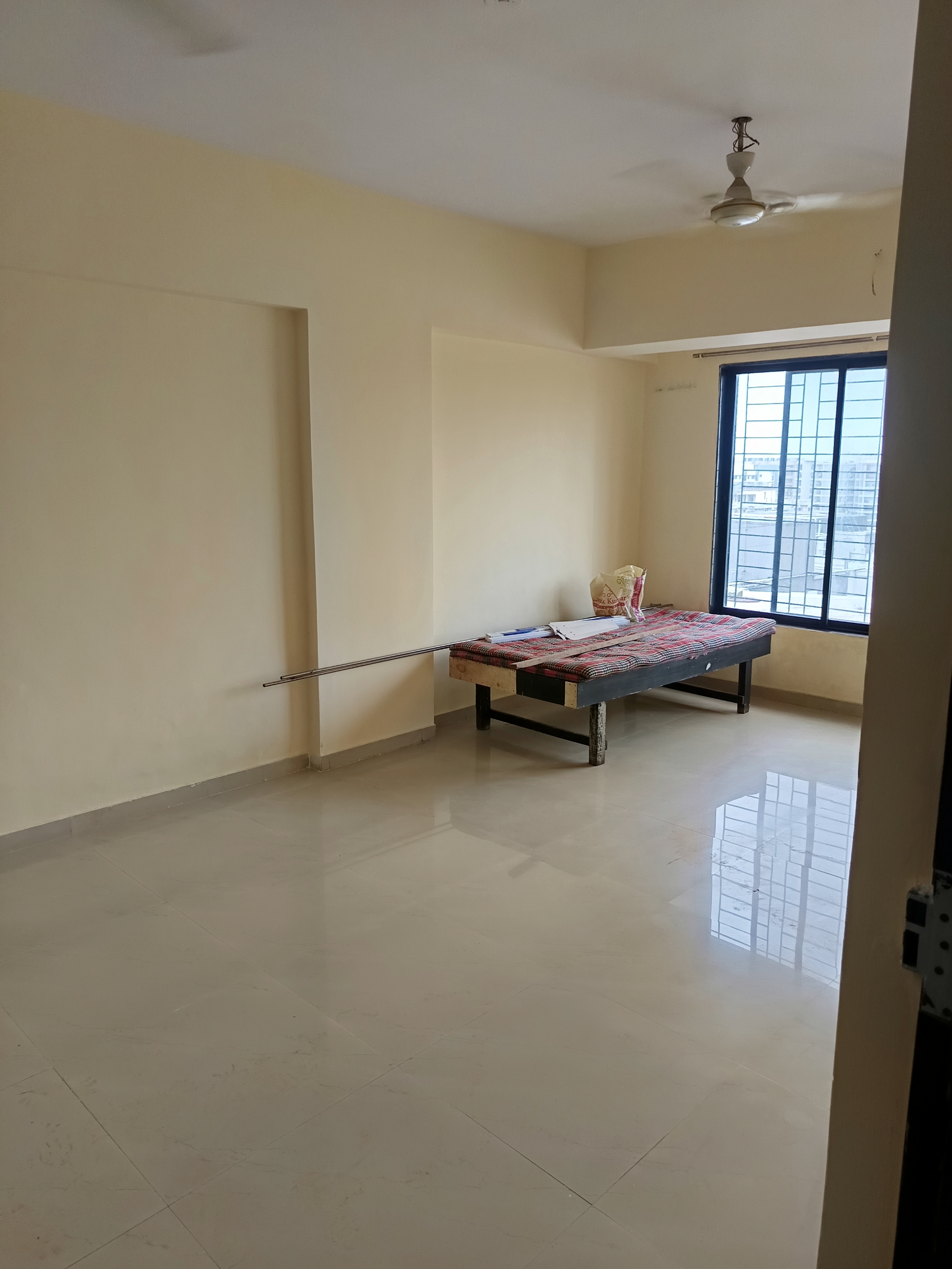 1 BHK 500 Sq.Ft. Apartment in Laxmi Palace Vile Parle