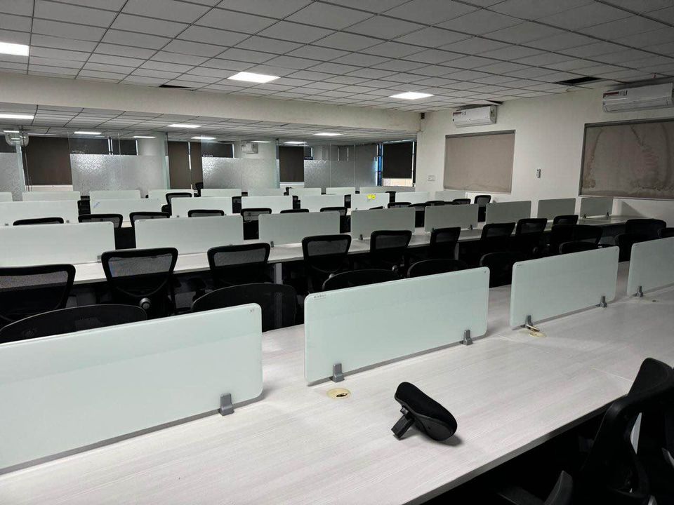Office Space For Rent in LIG Colony