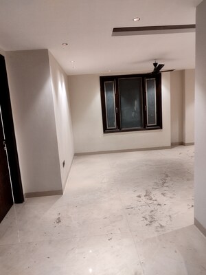 Room in 4 BHK Builder Floor at Freedom Fighters Enclave – for Sale