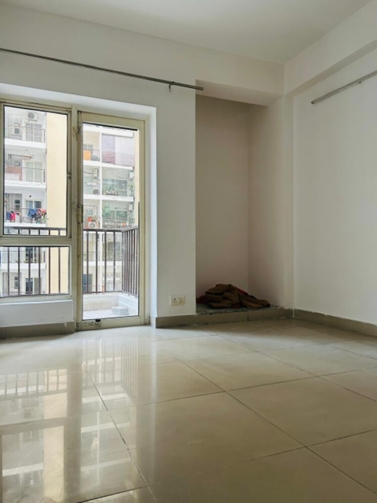 Room, amrapali-dream-valley 2 Bedroom 805 Sq.Ft. Apartment In Tech Zone 4 Greater Noida Greater Noida 8935337