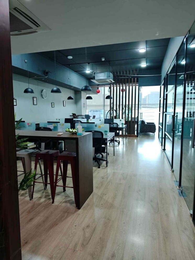 Gym, lig colony Commercial Office Space 2150 Sq.Ft. In Lig Colony Indore 8935331