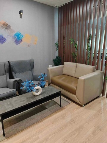  Office Space For Rent in Lig Colony