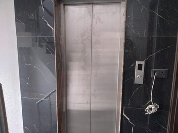 Bathroom in 3 BHK Apartment at Ansal Sushant Estate, Sector 52 – for Rent