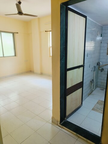Room in 2 BHK Apartment at Gokul Galaxy Kandivali East, Kandivali East – for Sale