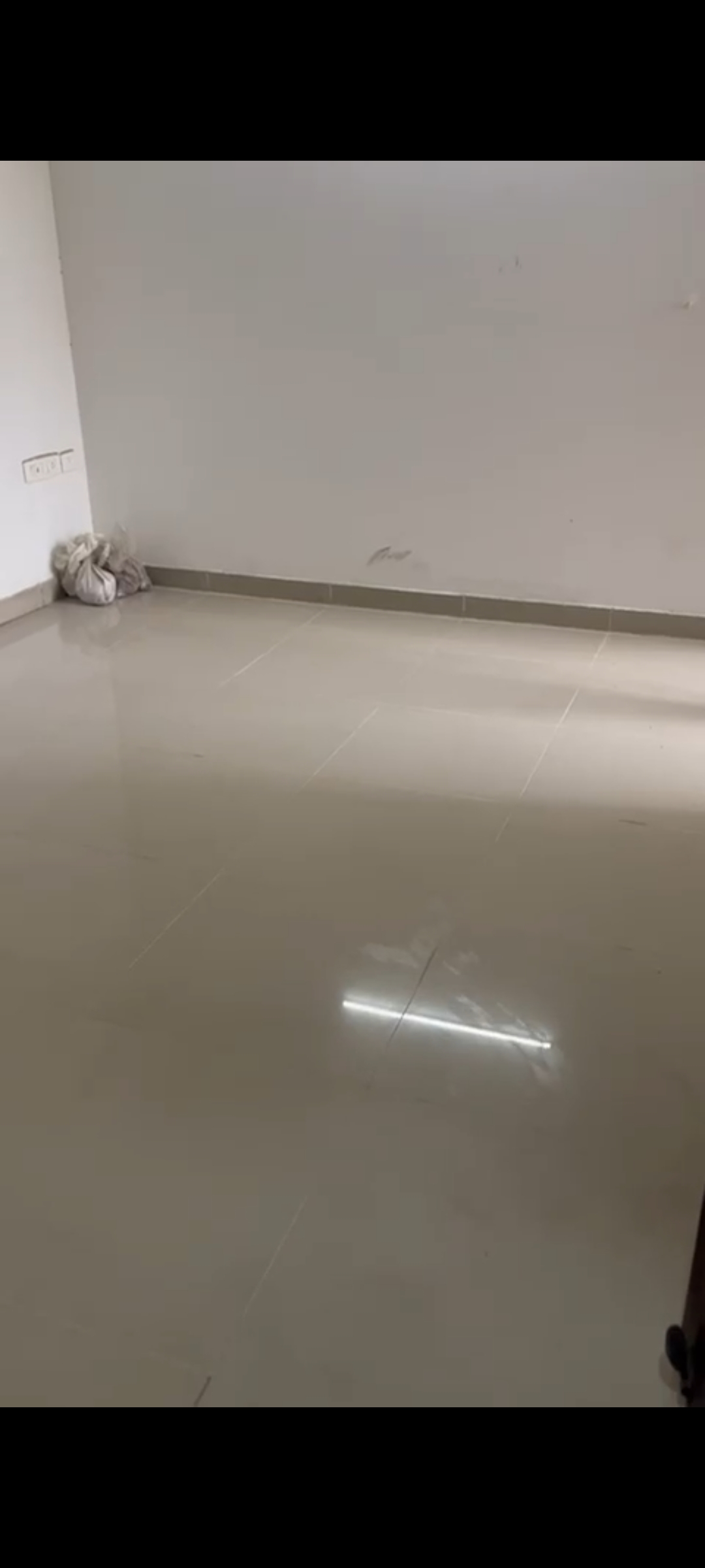 3 BHK Apartment For Rent in Ajnara Le Garden