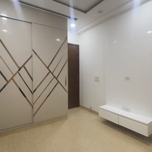 Room in 3 BHK Builder Floor at Rohini Sector 24 – for Sale