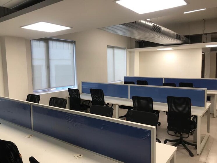 Team Area, lig colony Commercial Office Space 2350 Sq.Ft. In Lig Colony Indore 8935359