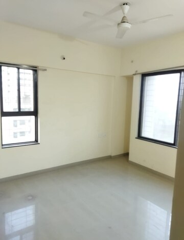 Room in 2 BHK Apartment at SBM West Wind Park, Hinjewadi – for Rent