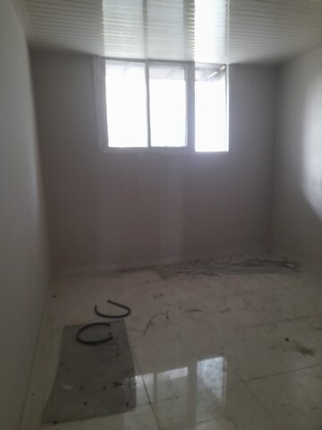 Room in 3.5 BHK Apartment at Shakti the Sky Lark  Apartment, Sector 52 – for Rent