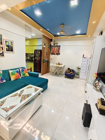 Team Area in 2 BHK Apartment at Hiranandani Garden Eden 2, Powai – for Rent