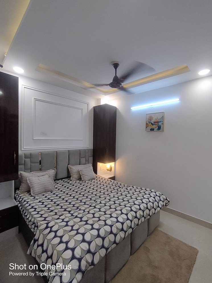 Bedroom, uttam nagar 2 Bedroom 60 Sq.Yd. Builder Floor In Uttam Nagar Delhi 8935458