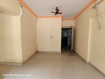 Room in 2 BHK Apartment at Royal Palms Diamond Isle Phase III, Goregaon East – for Sale