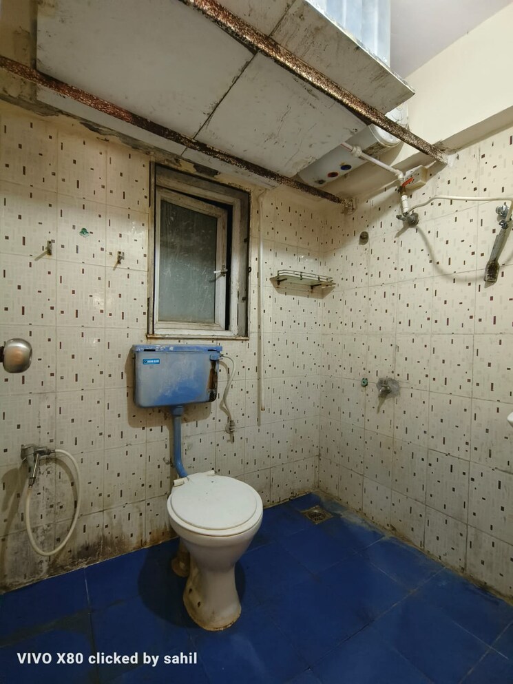 Bathroom, royal-palms-diamond-isle-phase-iii 2 Bedroom 780 Sq.Ft. Apartment In Goregaon East Mumbai 8935439