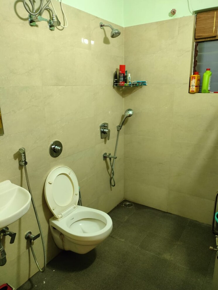 Bathroom, ruchi-one-rajarhat 2 Bedroom 794 Sq.Ft. Apartment In Rajarhat New Town Kolkata 8935461