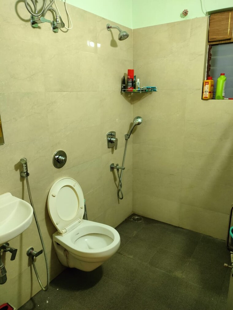 Bathroom, ruchi-one-rajarhat 2 Bedroom 794 Sq.Ft. Apartment In Rajarhat New Town Kolkata 8935461