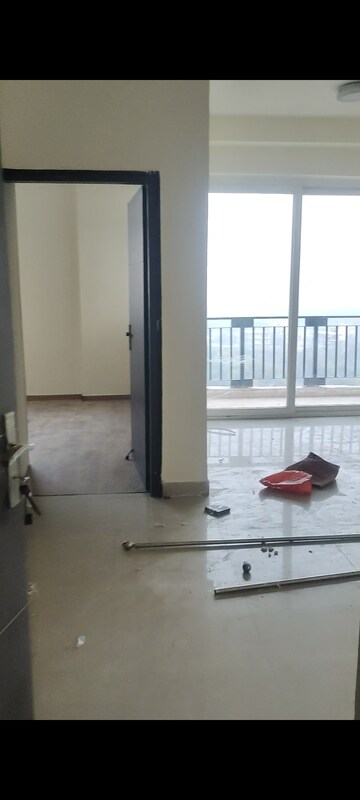 1 BHK Apartment For Rent in Sikka Karnam Greens, Sector 143b
