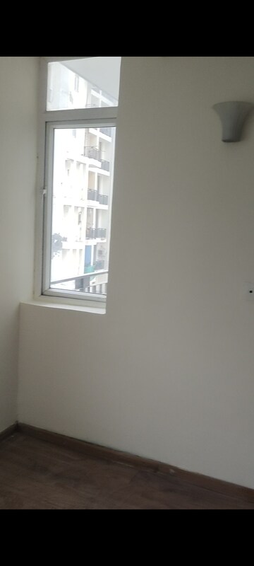 Room in 1 BHK Apartment at Sikka Karnam Greens, Sector 143b – for Rent