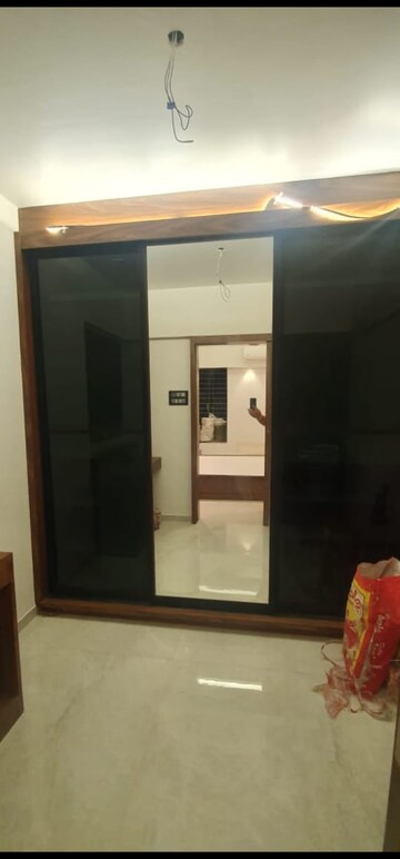  4 BHK Apartment at Vidyut CHS Goregaon, Goregaon West – for Sale