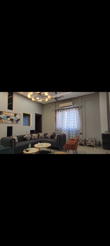 Bedroom in 3 BHK Penthouse at Sector 1 Greater Noida – for Rent