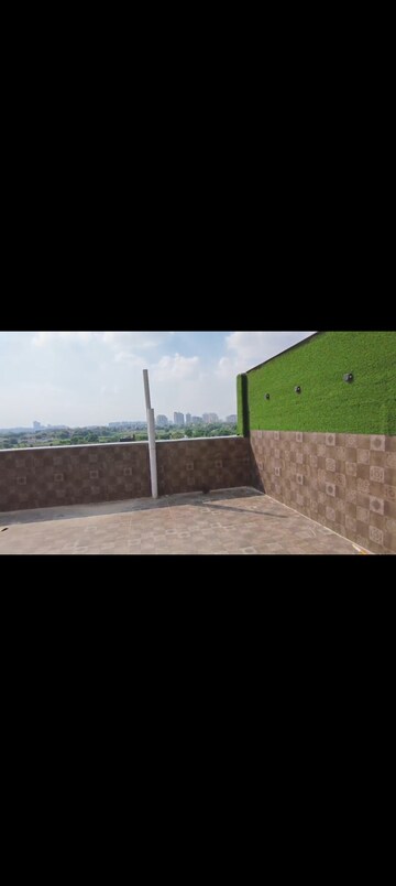 Swimming Pool in 3 BHK Penthouse at Sector 1 Greater Noida – for Rent
