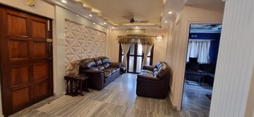 Living Room in 3 BHK Builder Floor at Lake Gardens – for Rent