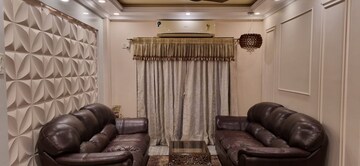 Living Room in 3 BHK Builder Floor at Lake Gardens – for Rent