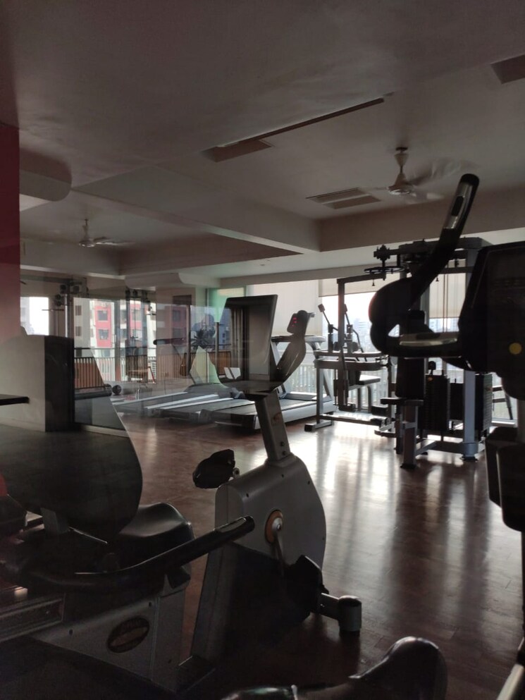 Gym, garden-court-building 3 Bedroom 1730 Sq.Ft. Apartment In Dadar East Mumbai 8935562