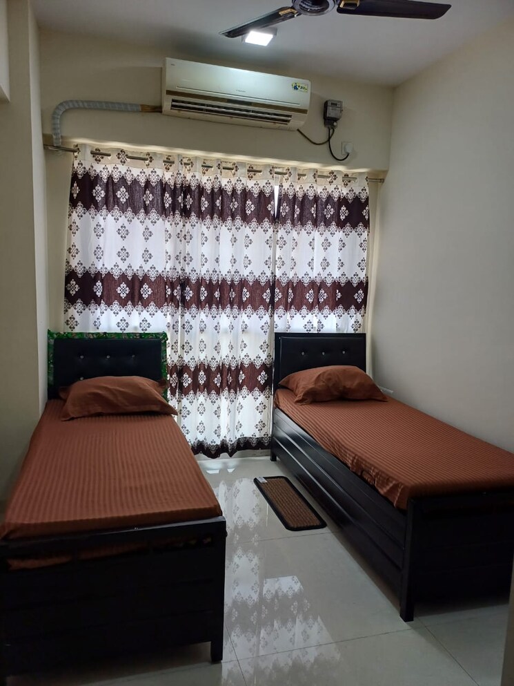 Room, chandivali Pg For Boys & Girls In Chandivali 8935559
