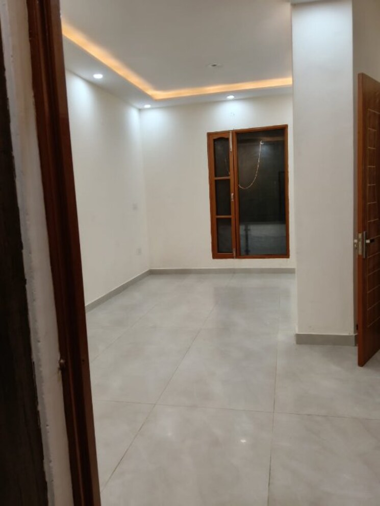 Room, sunny enclave 3 Bedroom 125 Sq.Yd. Villa In Sunny Enclave Mohali 8935489