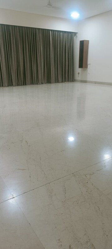Room in 4 BHK Apartment at V Raheja Pebble Bay, Rmv 2nd Stage – for Rent