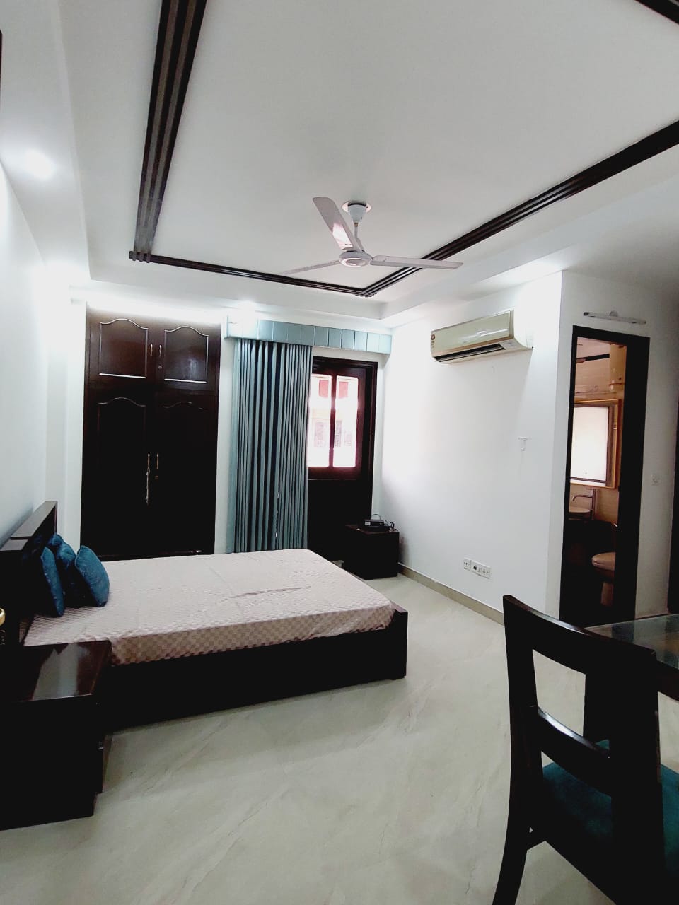 3 BHK + Servant Room Builder Floor For Rent in Green Park