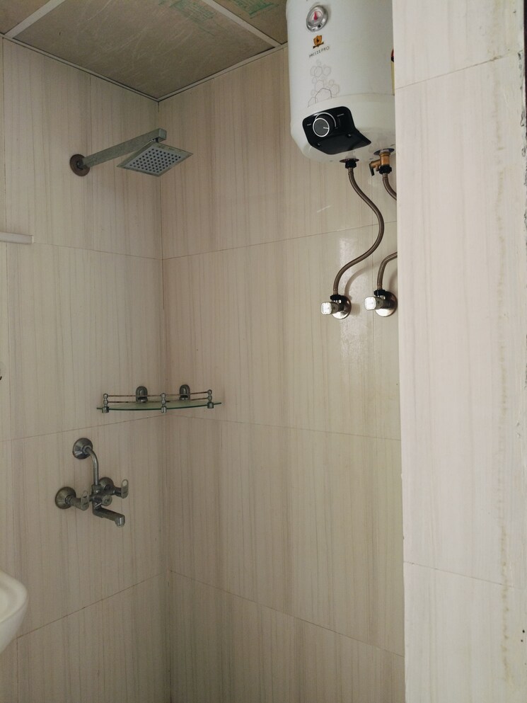 Bathroom, pivotal-riddhi-siddhi 2 Bedroom 600 Sq.Ft. Apartment In Sector 99 Gurgaon 8935598