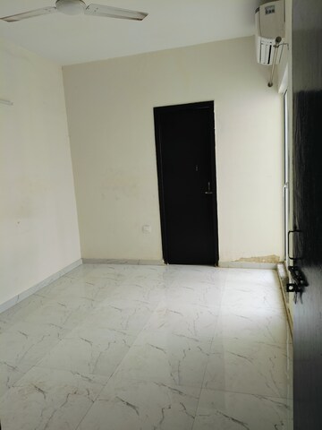 2 BHK Apartment For Rent in Pivotal Riddhi Siddhi, Sector 99