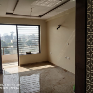 Room in 4 BHK Builder Floor at Sector 85 – for Sale