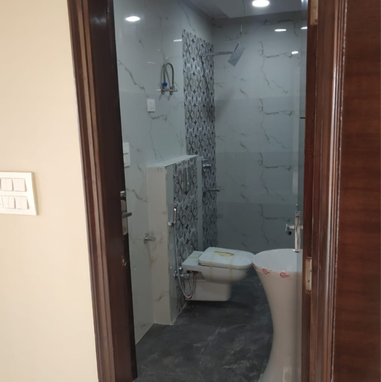 Attached Bathroom, sector 85 4 Bedroom 2228 Sq.Ft. Builder Floor In Sector 85 Faridabad 8935617